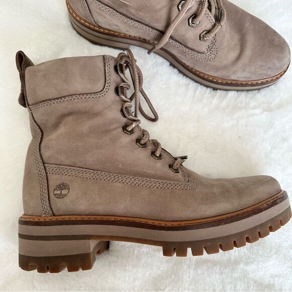 Timberland Women’s Courmayeur Valley Boots Size 7 Taupe - Picture 2 of 9